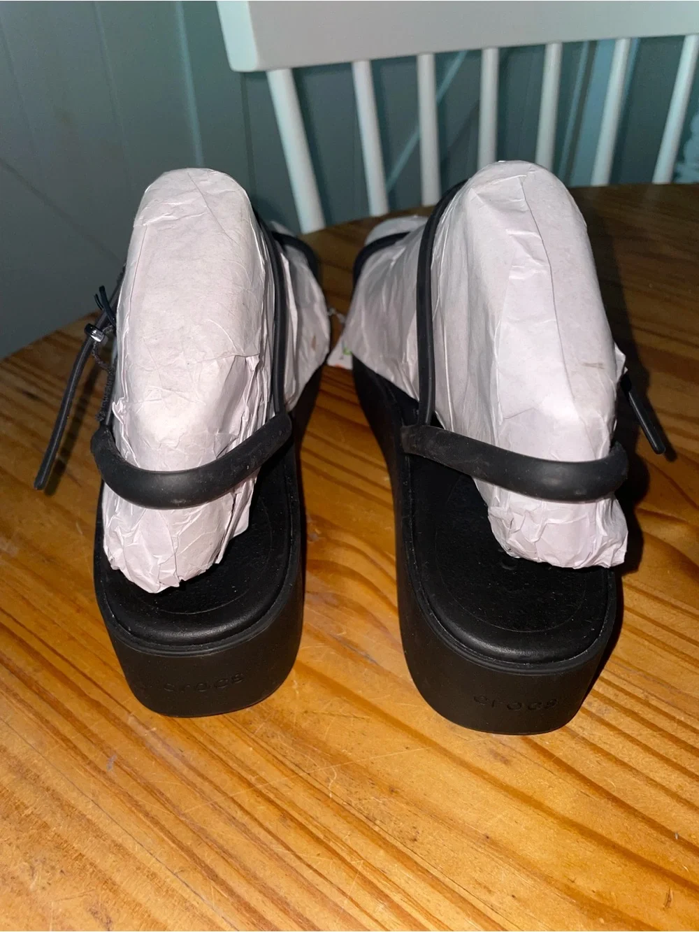 Crocs Miami Platform Y Strap Sandal Black Womens Sz 10 NWT